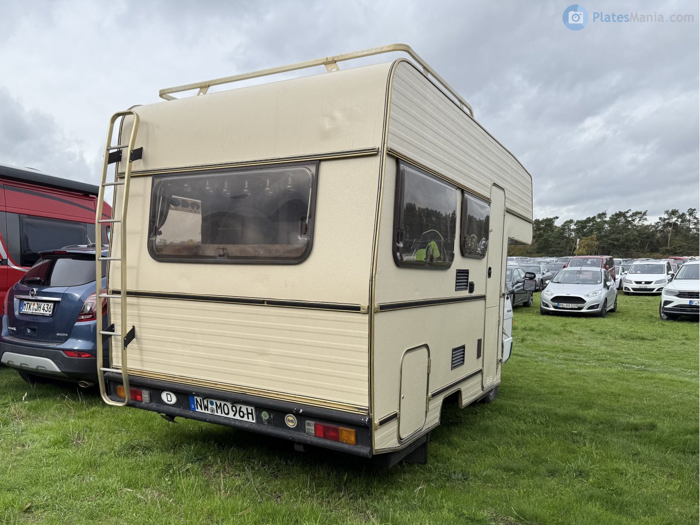NW MO 96 H, Mitsubishi L300 1st gen (LO), 1979–1986
