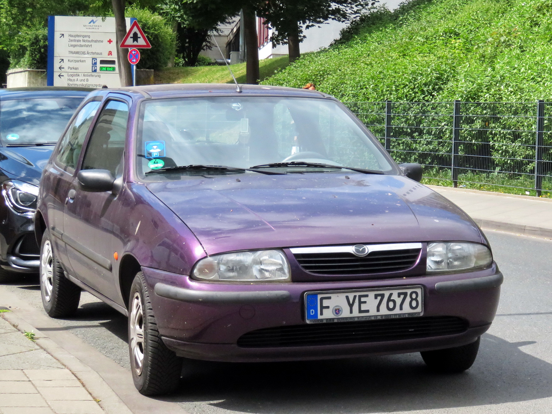 F YE 7678, Mazda 121 3rd gen 3-door Hatch (JBSM; EU-market), 1996–2003