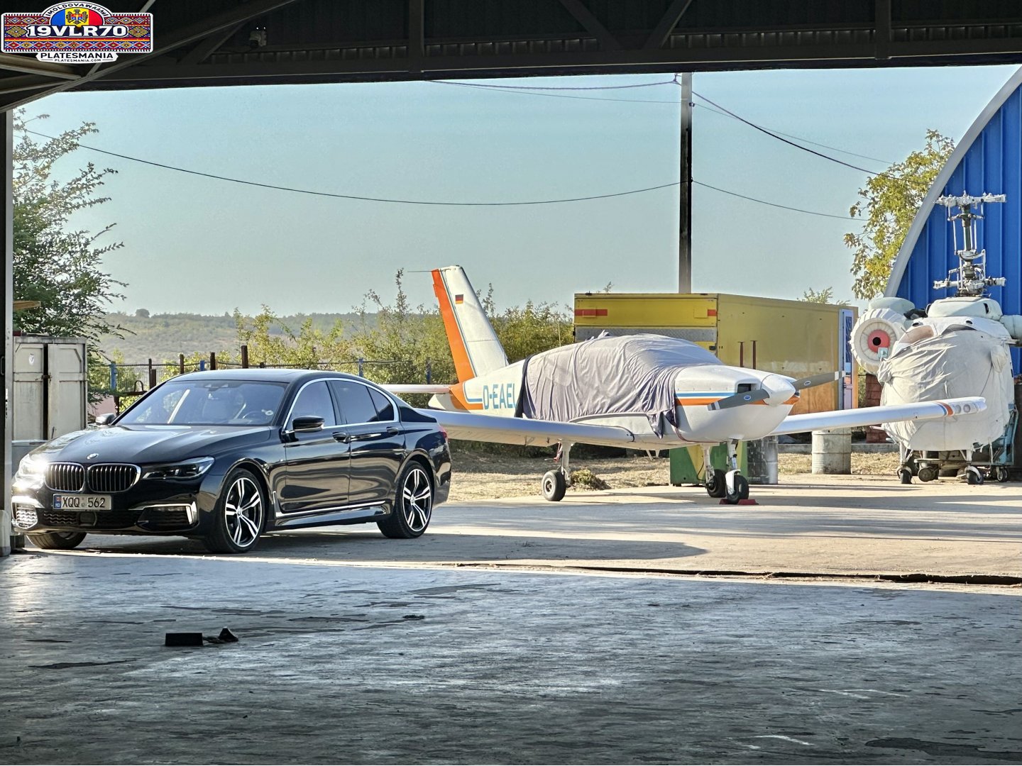 XQQ 562, BMW 7 Series 6th gen (G11/G12), 2015–2019