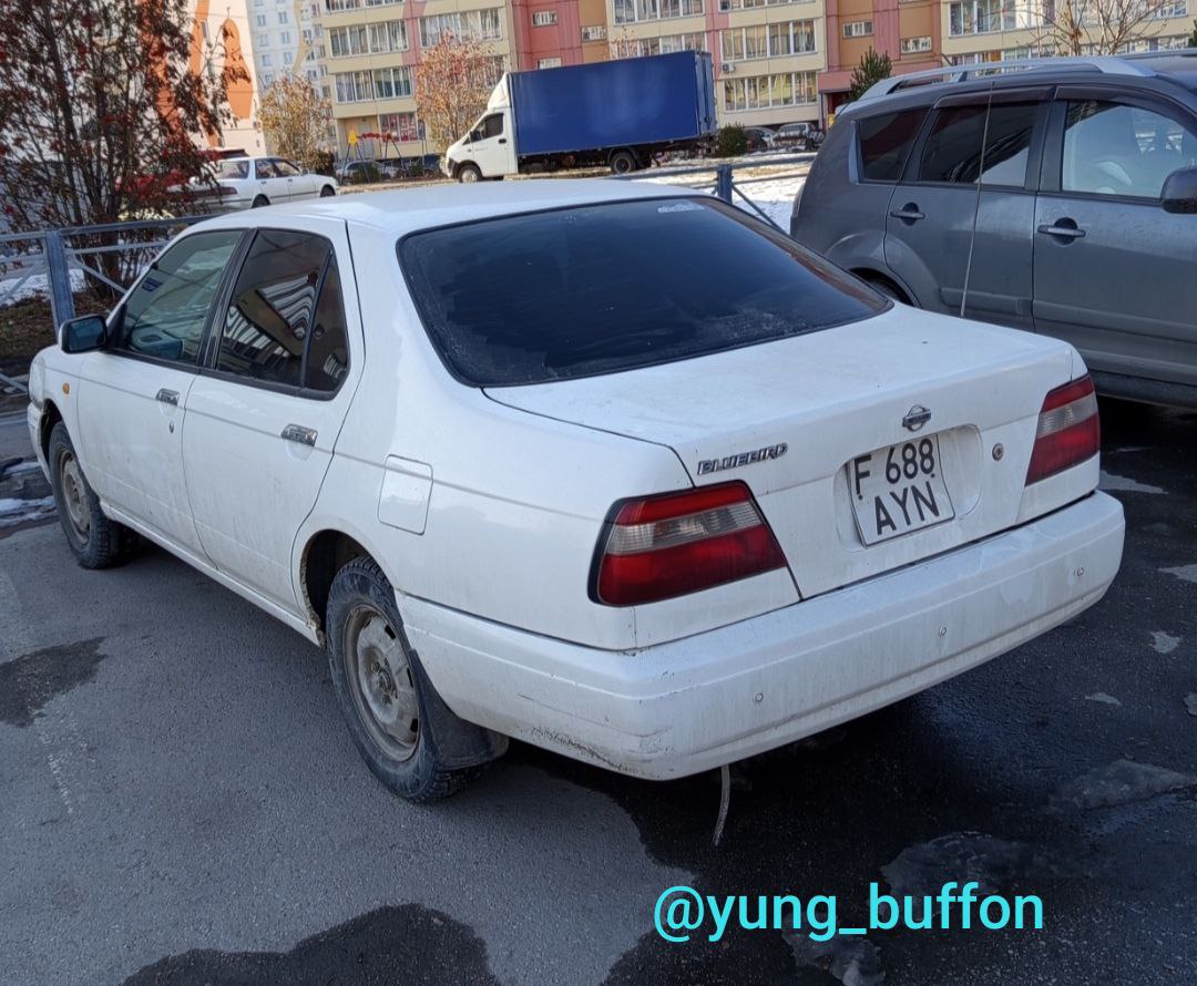 F 688 AYN, Nissan Bluebird 10th gen (U14), 1996–2001