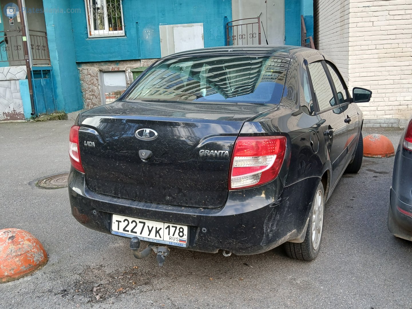 т 227 ук 178, Lada (VAZ) 2190 Granta 