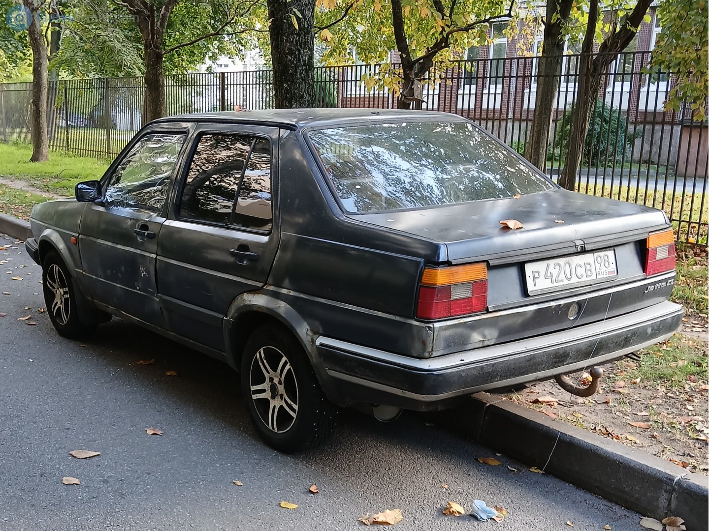 р 420 св 98, Volkswagen Jetta 2nd gen 4-door Sedan (1G), 1984–1992 (­–1997 for CN-market)