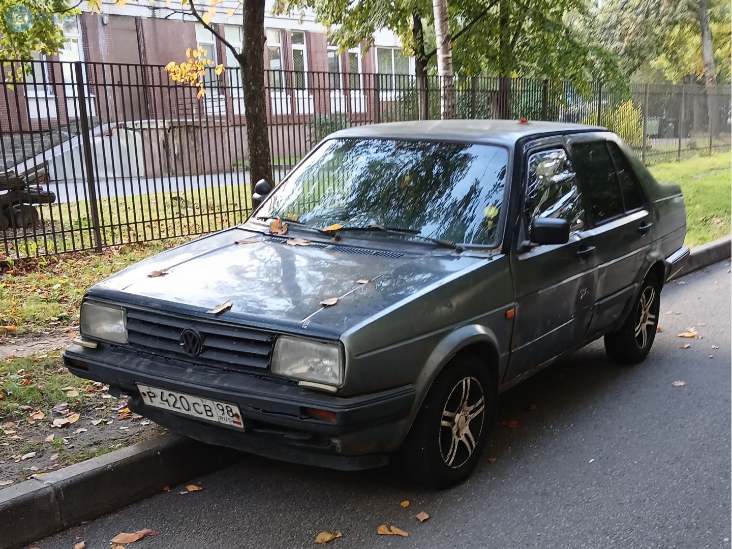 р 420 св 98, Volkswagen Jetta 2nd gen 4-door Sedan (1G), 1984–1992 (­–1997 for CN-market)