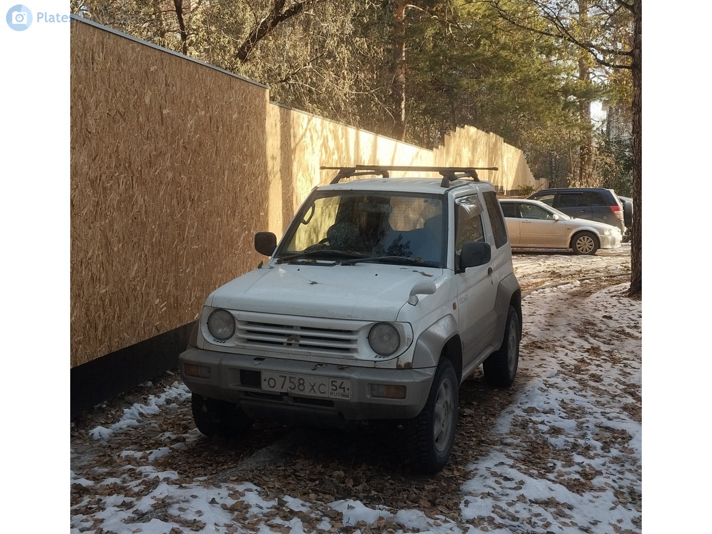 о 758 хс 54, Mitsubishi Pajero Junior 1st gen (H57A), 1995–1998