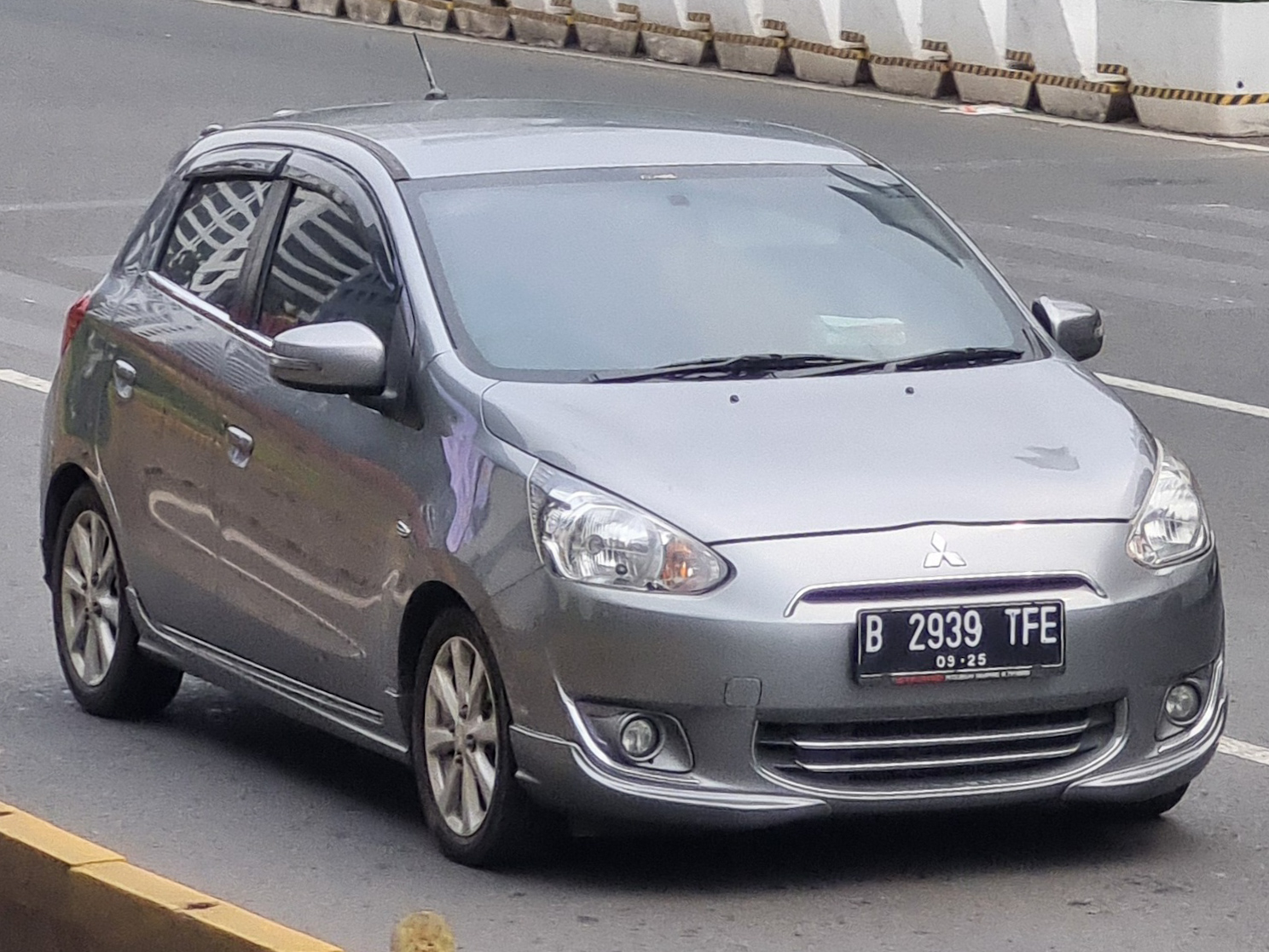 B 2939 TFE, Mitsubishi Mirage 6th gen Hatch (A00/LA), 2012–2016