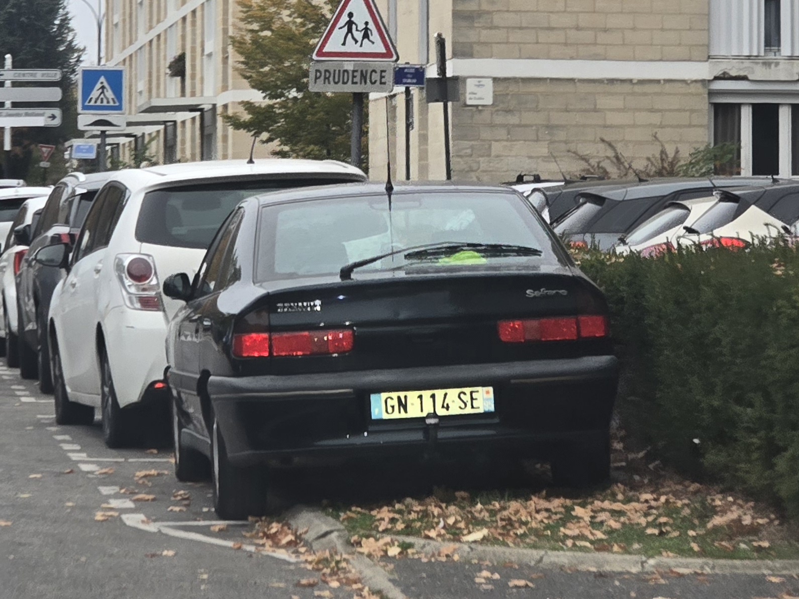 GN-114-SE, Renault Safrane 1st gen (B54; Global-market), 1992–1996