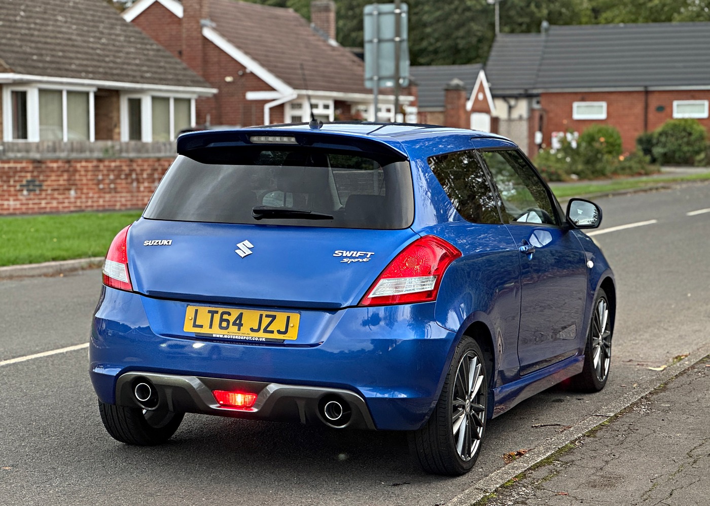 LT64JZJ, Suzuki Swift 6th gen Sport 3-door Hatch (AZG), 2011–2017