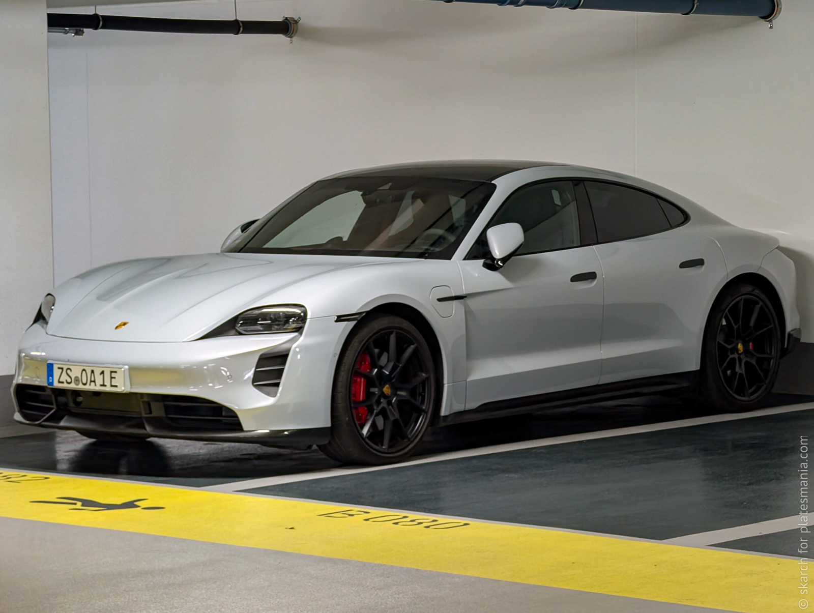 ZS OA 1 E, Porsche Taycan 1st gen Sedan (9J1), 2019–2024