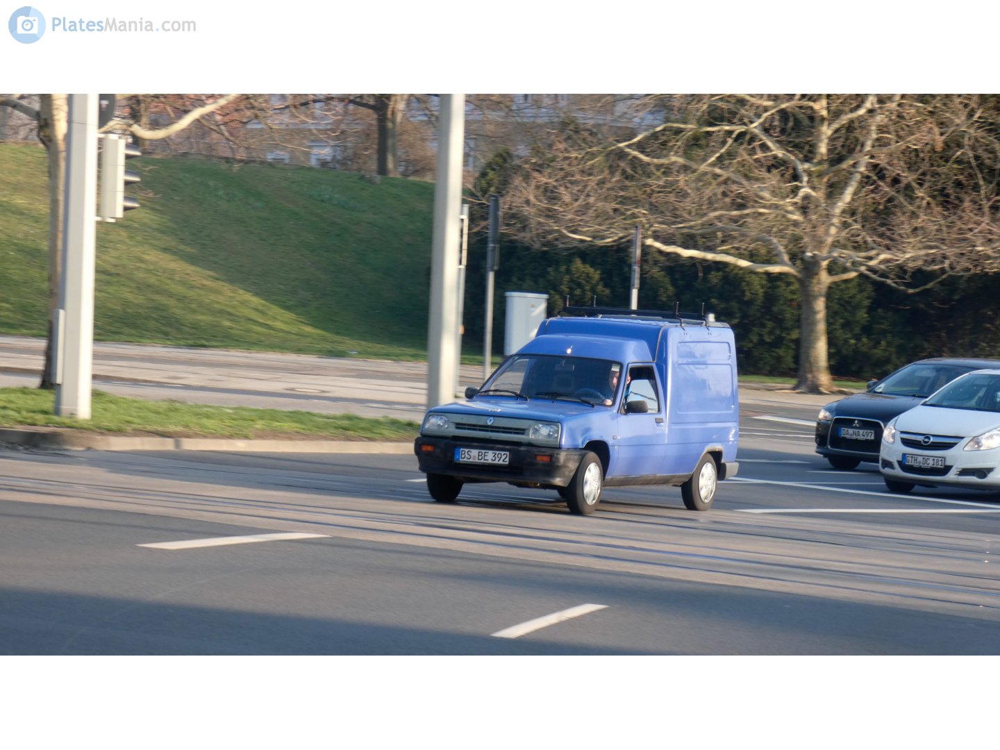 BS BE 392, Renault Rapid 1st gen (F40/K40), 1985–2000