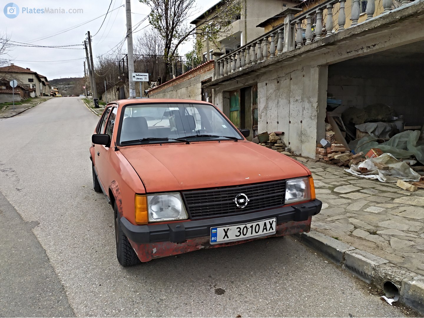 X 3010 AX, Opel Kadett 4th gen 4-door Sedan/5-door Hatch (D), 1979–1984
