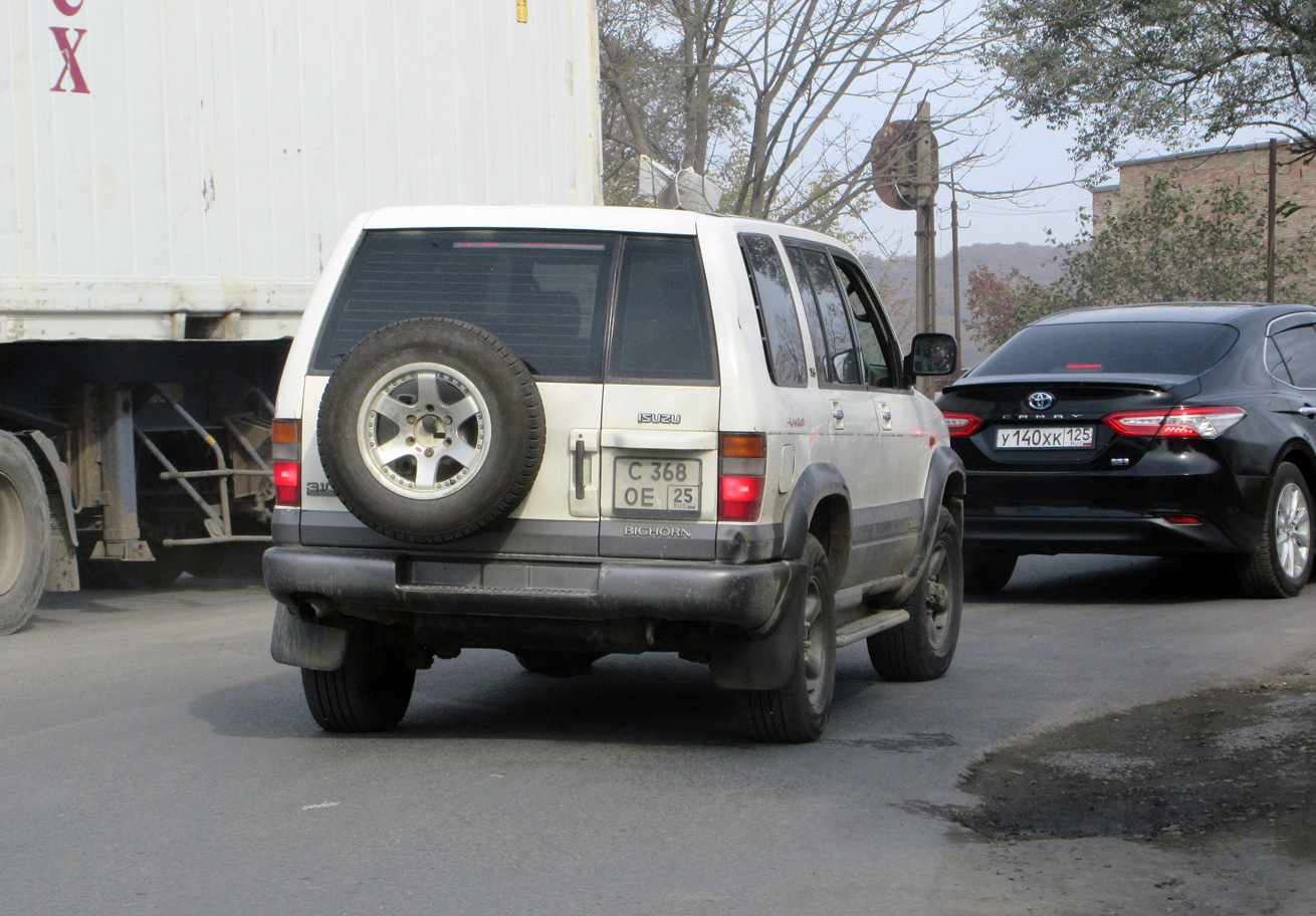 с 368 ое 25, Isuzu Bighorn 2nd gen 5-door SUV (UBS69), 1991–1998