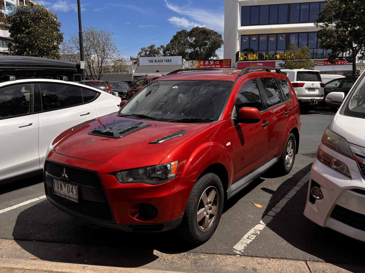 YUN-043, Mitsubishi Outlander 2nd gen (XL) (CW/ZG/ZH), 2005–2013