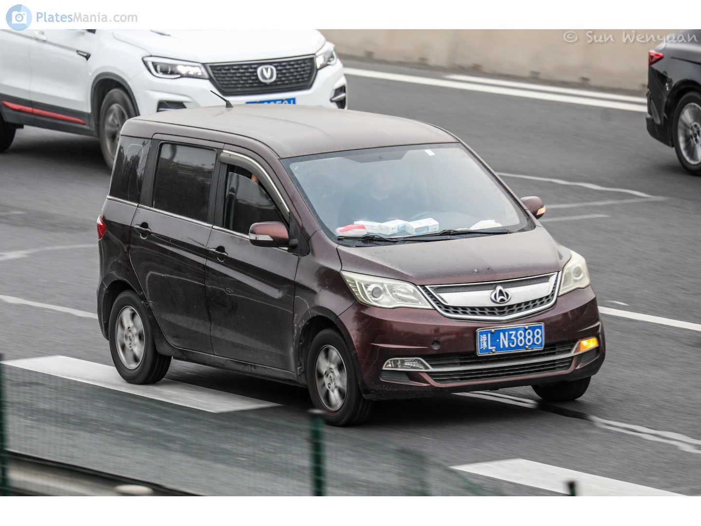 豫L·N3888, Changan (Chana) Eulove 