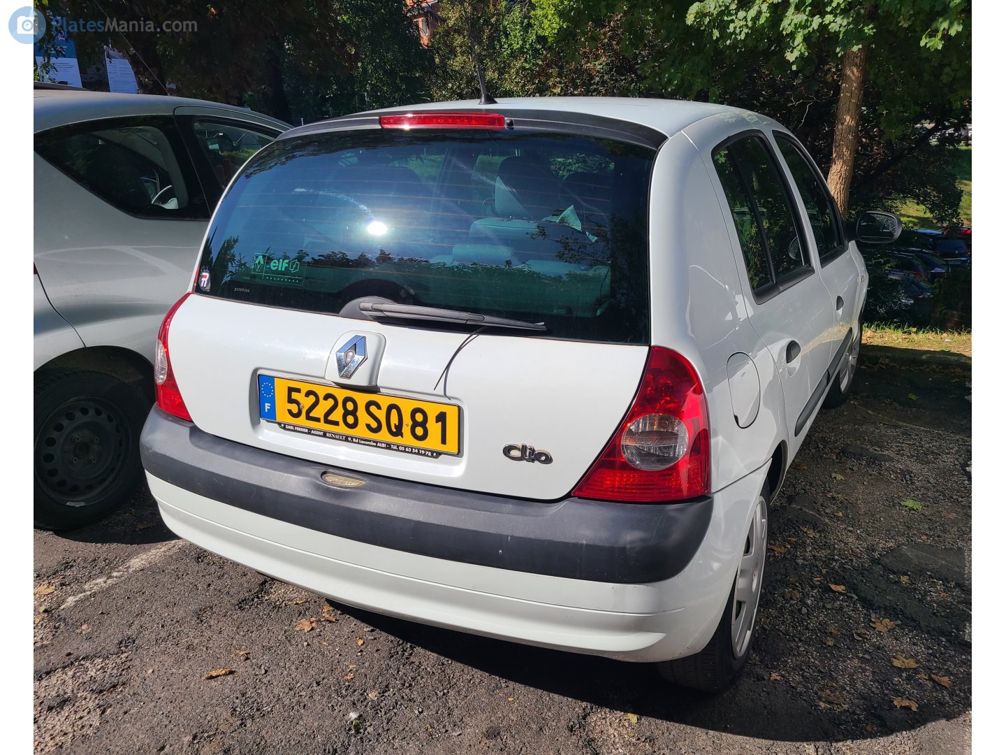 5228 SQ 81, Renault Clio 2nd gen 5-door Hatch (B65), 1st facelift, 2001–2006