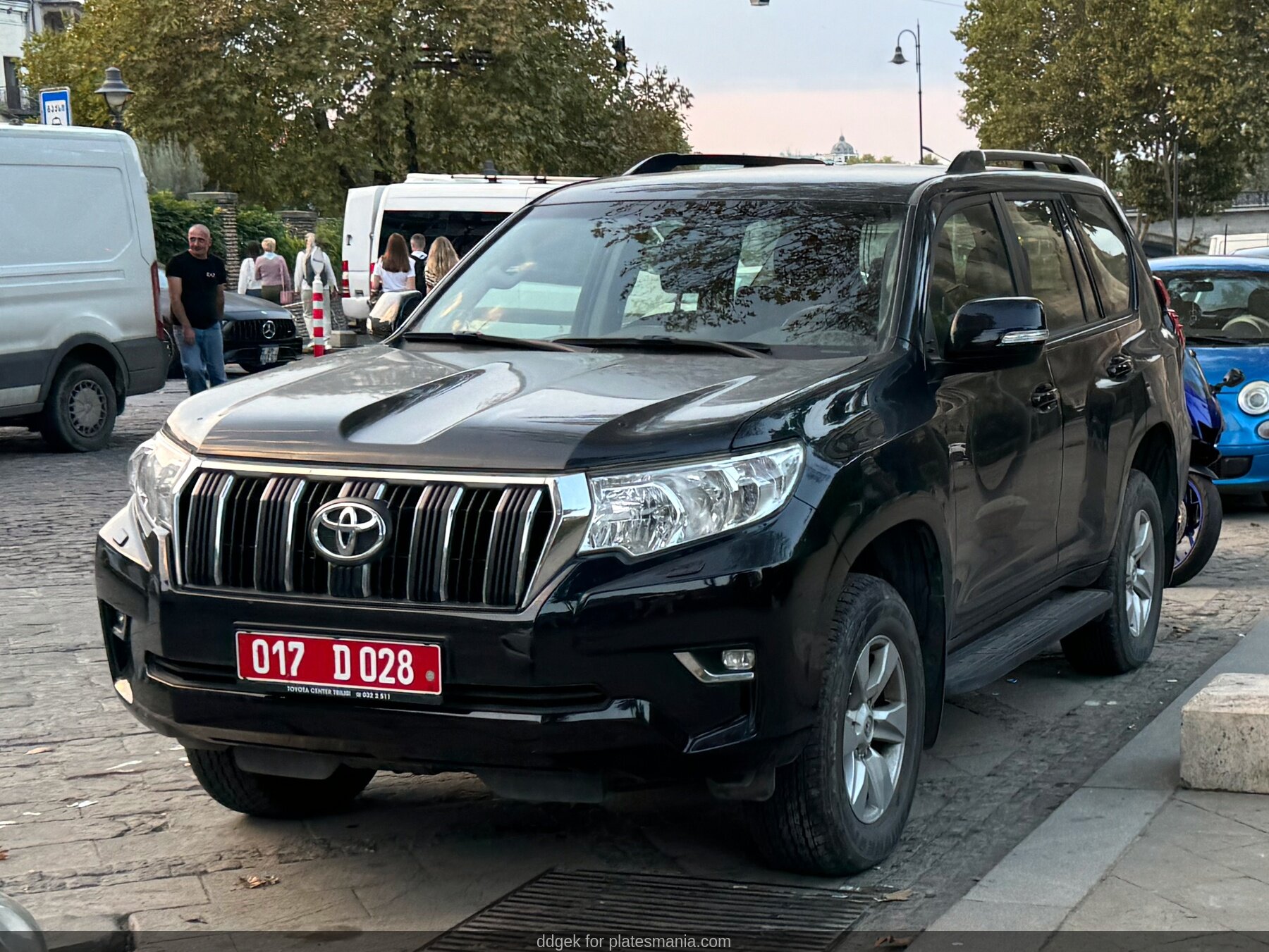 017 D 028, Toyota Land Cruiser Prado 4th gen 5-door SUV (J150), 2nd facelift, 2017–2023