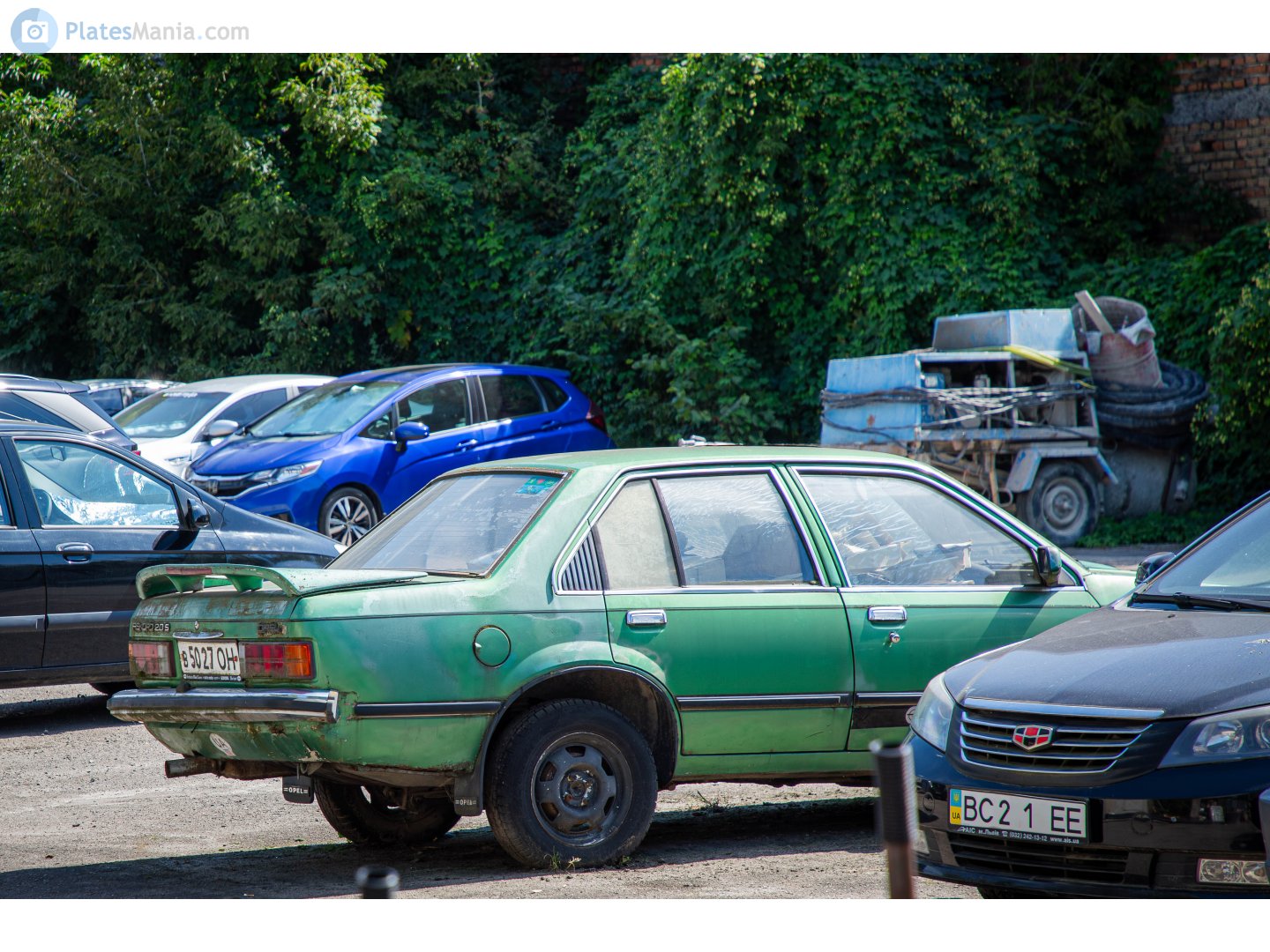 в 5027 ОН, Opel Rekord 5th gen 4-door Sedan (E1), 1977–1982