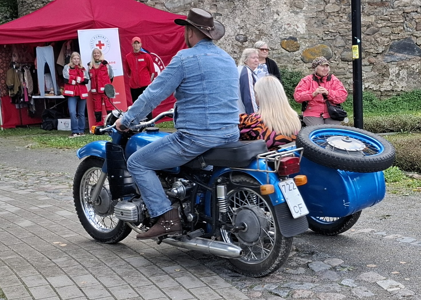 722 CF, Dnepr (KMZ) 11 