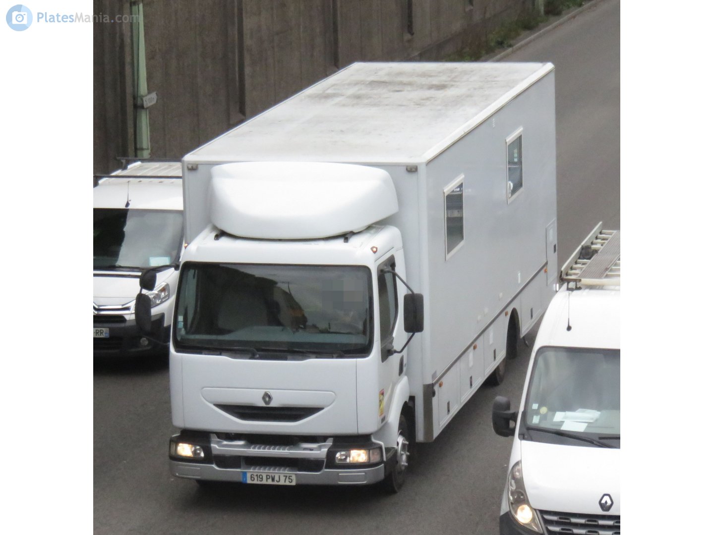 619 PWJ 75, Renault Midlum 1st gen, 1999–2006