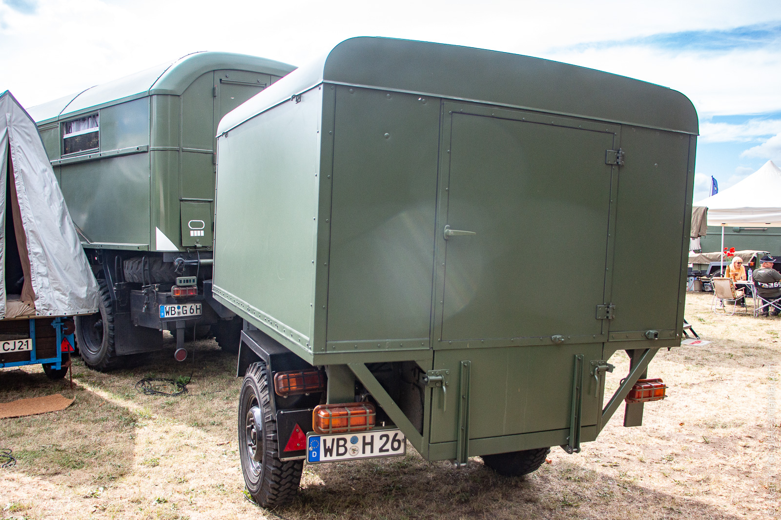 WB H 26, Regular plates 