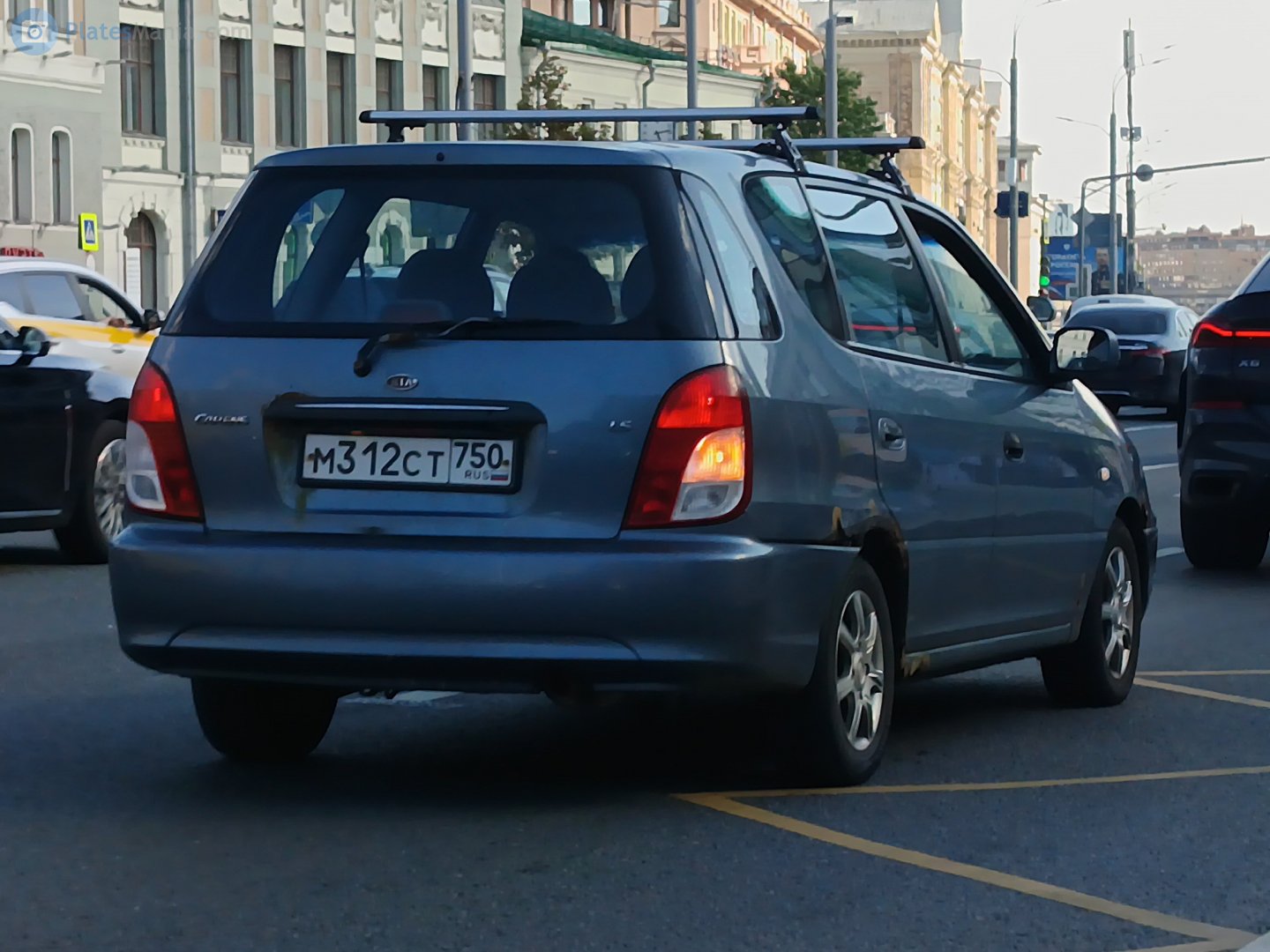 м 312 ст 750, Kia Carens 1st gen (RS), 1999–2002