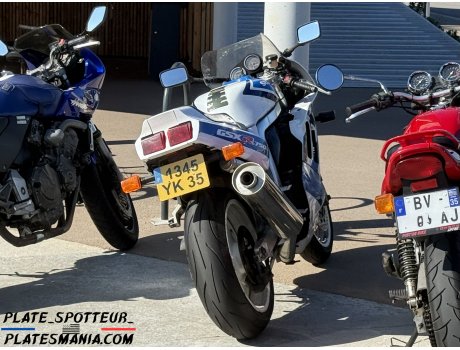 1345 YK 35, Suzuki GSX-R Series