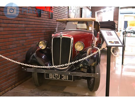 BLJ 311, Morris Eight