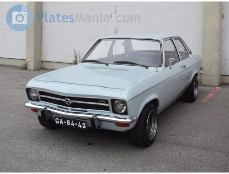 GA-84-43, Opel Ascona