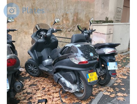 431 BFY 13, Piaggio MP3