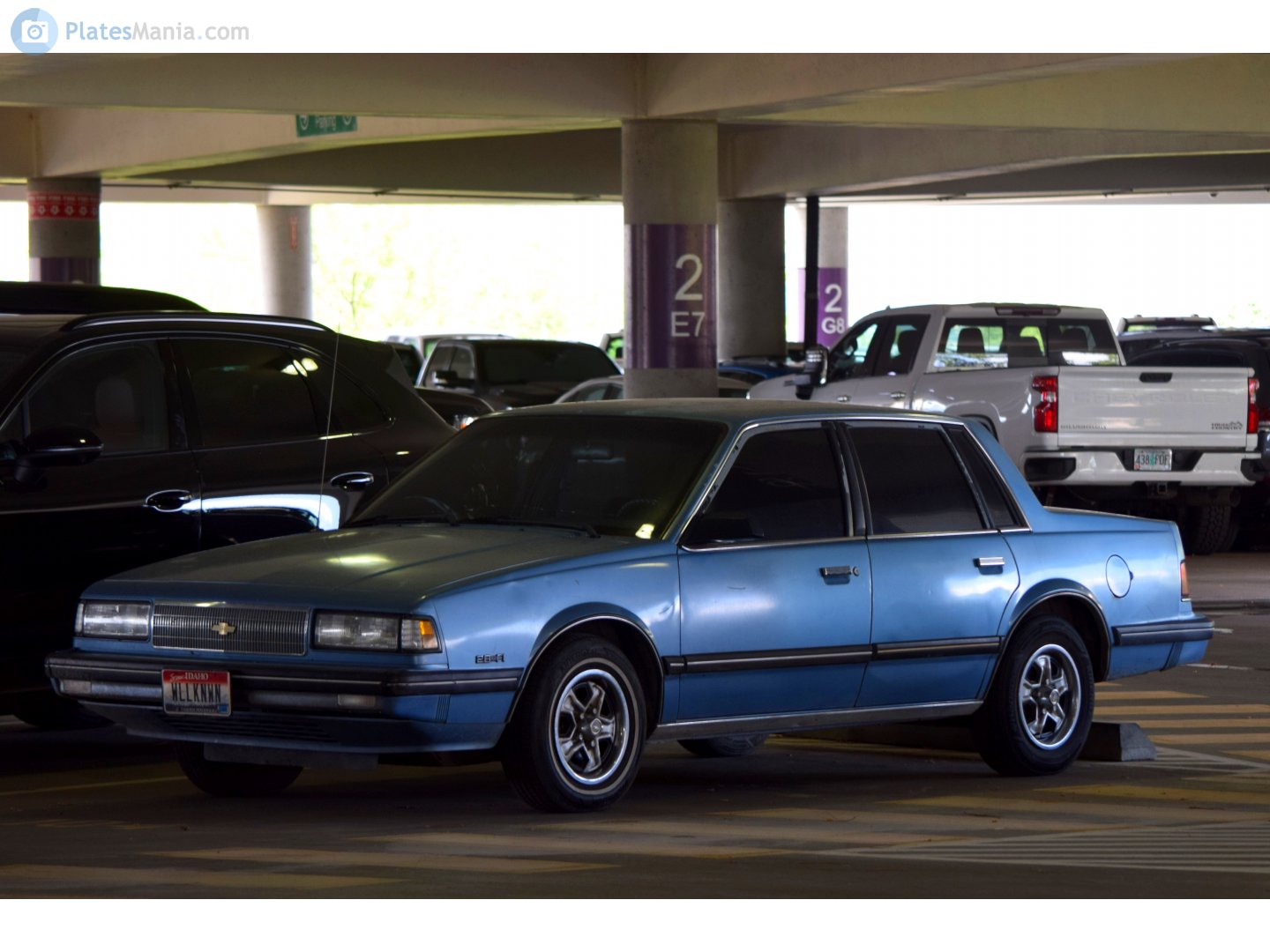 WLLKNWN, Chevrolet Celebrity 1st gen 4-door Sedan (W19; A-body), facelift, 1985–1988