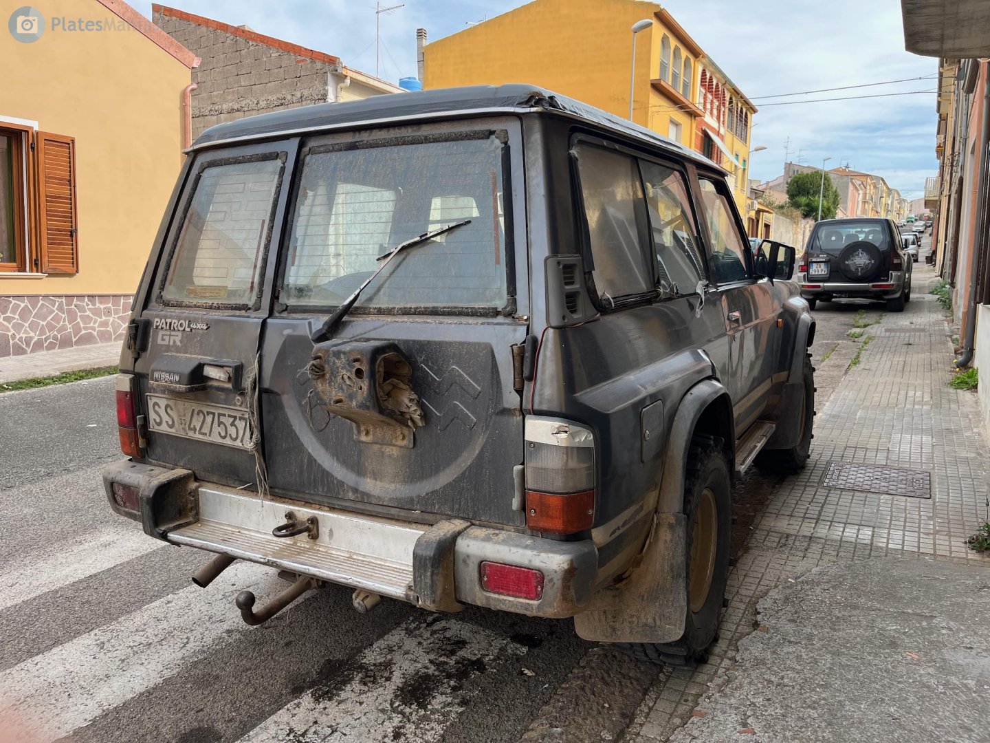 SS 427537, Nissan Patrol 4th gen 3-door SUV (Y60), 1987–1997
