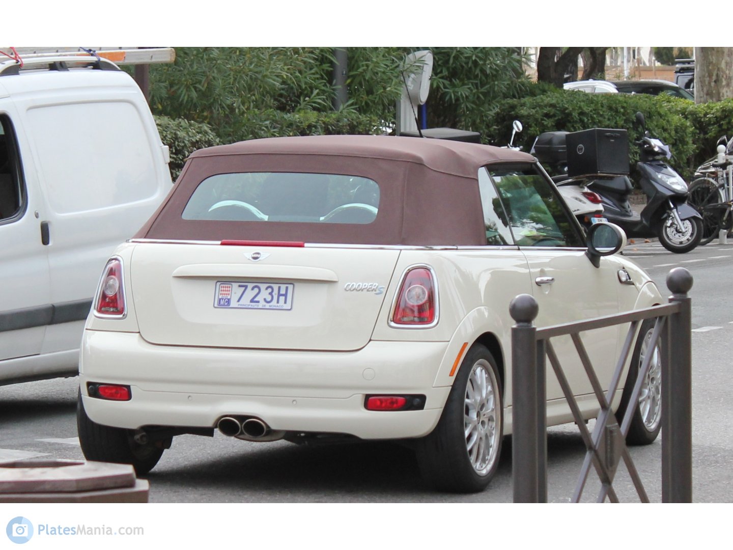 723H, MINI Convertible 2nd gen (R57), 2008–2015