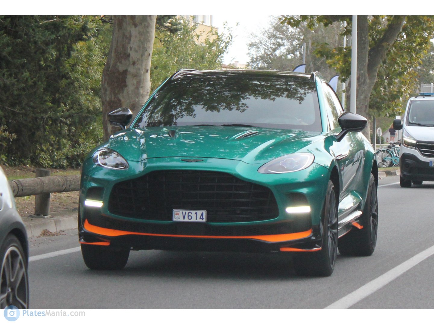 V614, Aston Martin DBX DBX707, 2022–