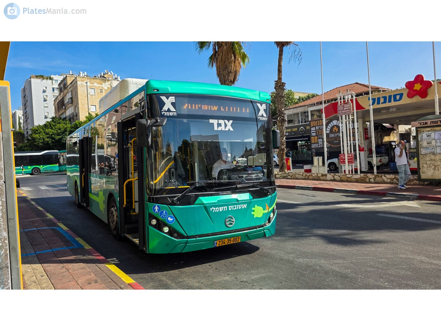 234-35-002, Merkavim Pioneer 3476 Pioneer (Golden Dragon XML6125CLF)