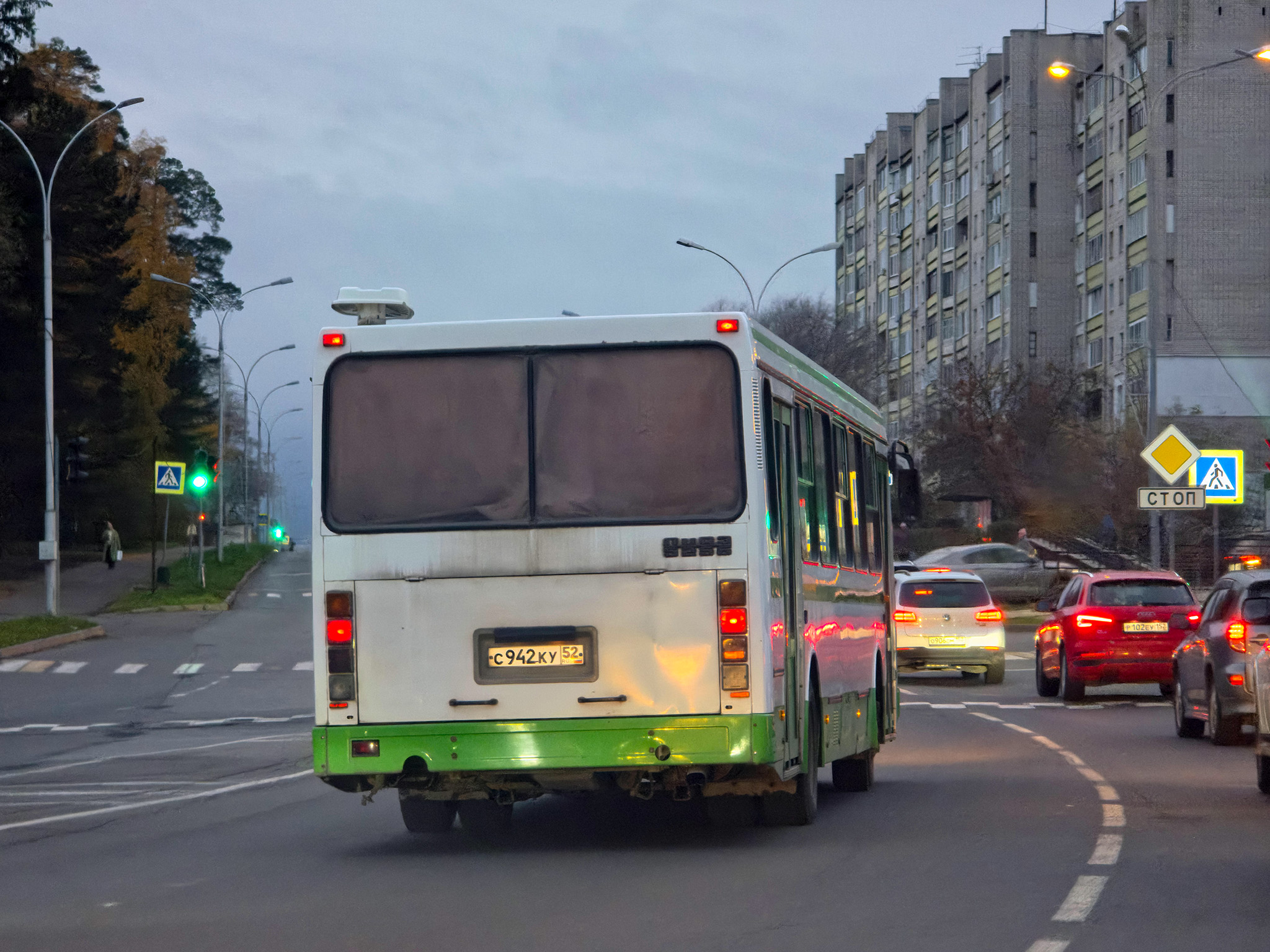 с 942 ку 52, LiAZ 5256 1st gen, 1986–2005