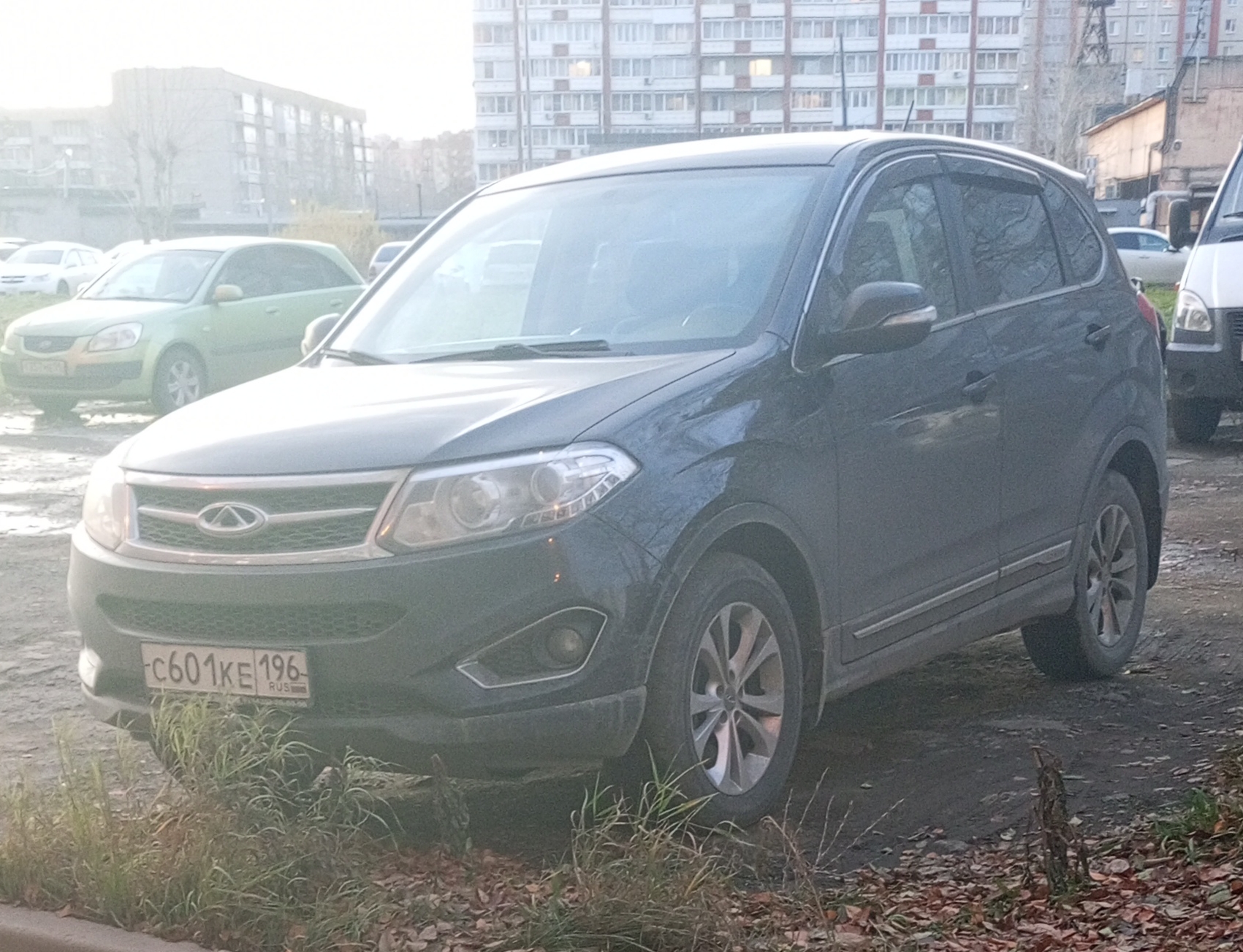с 601 ке 196, Chery (Chirey) Tiggo 5 1st gen (M1X), 2014–2017