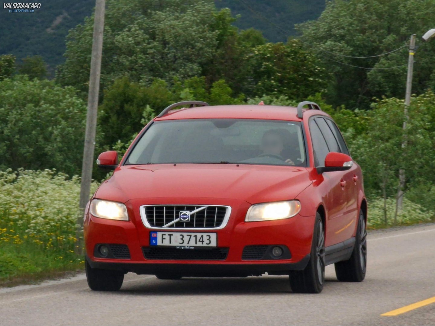 FT 37143, Volvo V70 3rd gen (135), 2007–2013