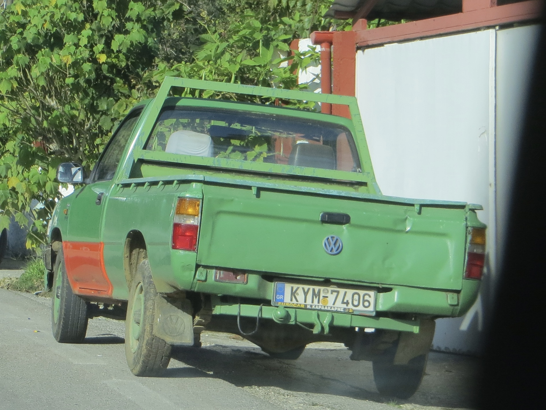 KYM-7406, Volkswagen Taro 1st gen (7A), 1989–1997