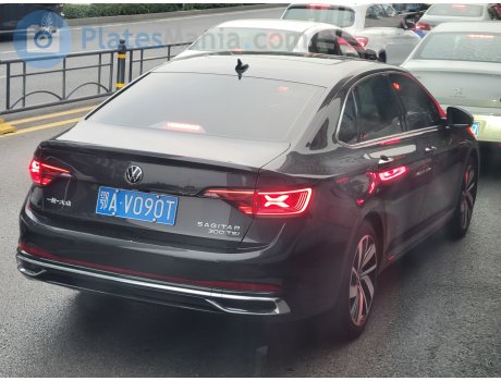 鄂A·V090T, Volkswagen Sagitar