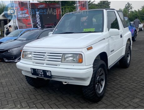 B 1105 WO, Suzuki Vitara