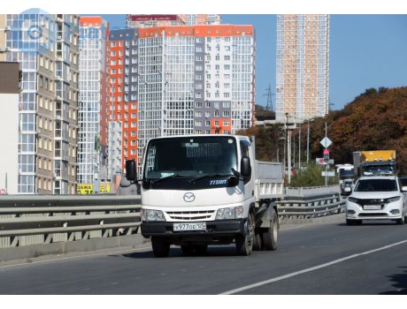 х977ое125, Mazda Titan