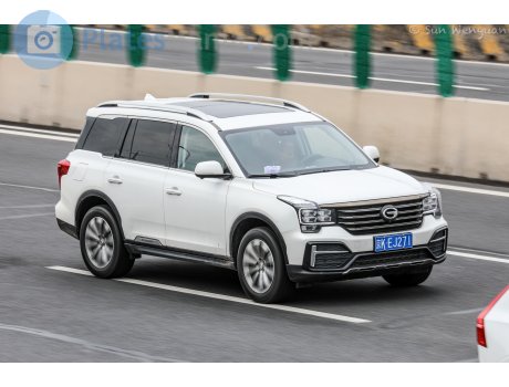 京K·EJ271, Trumpchi GS8