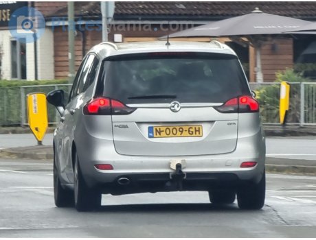 N-009-GH, Vauxhall Zafira