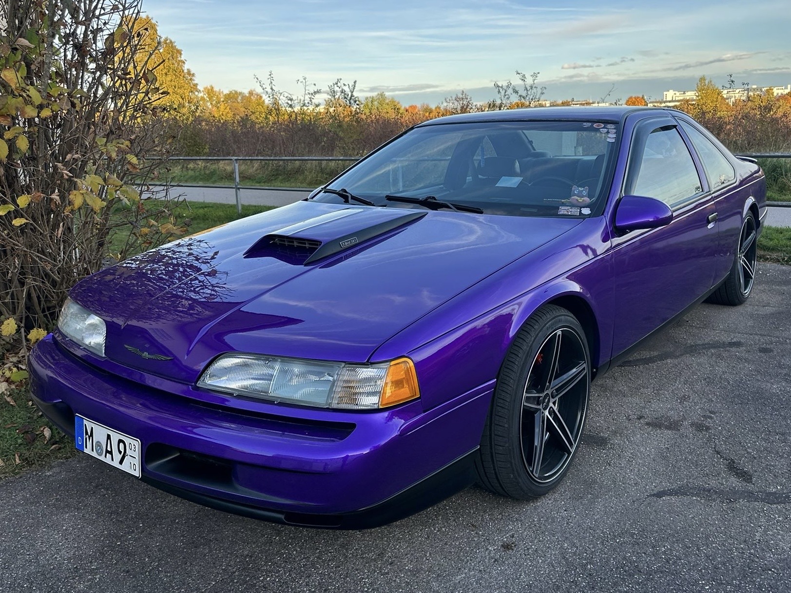 M A 9 (03/10), Ford Thunderbird 10th gen Coupe, 1988–1997