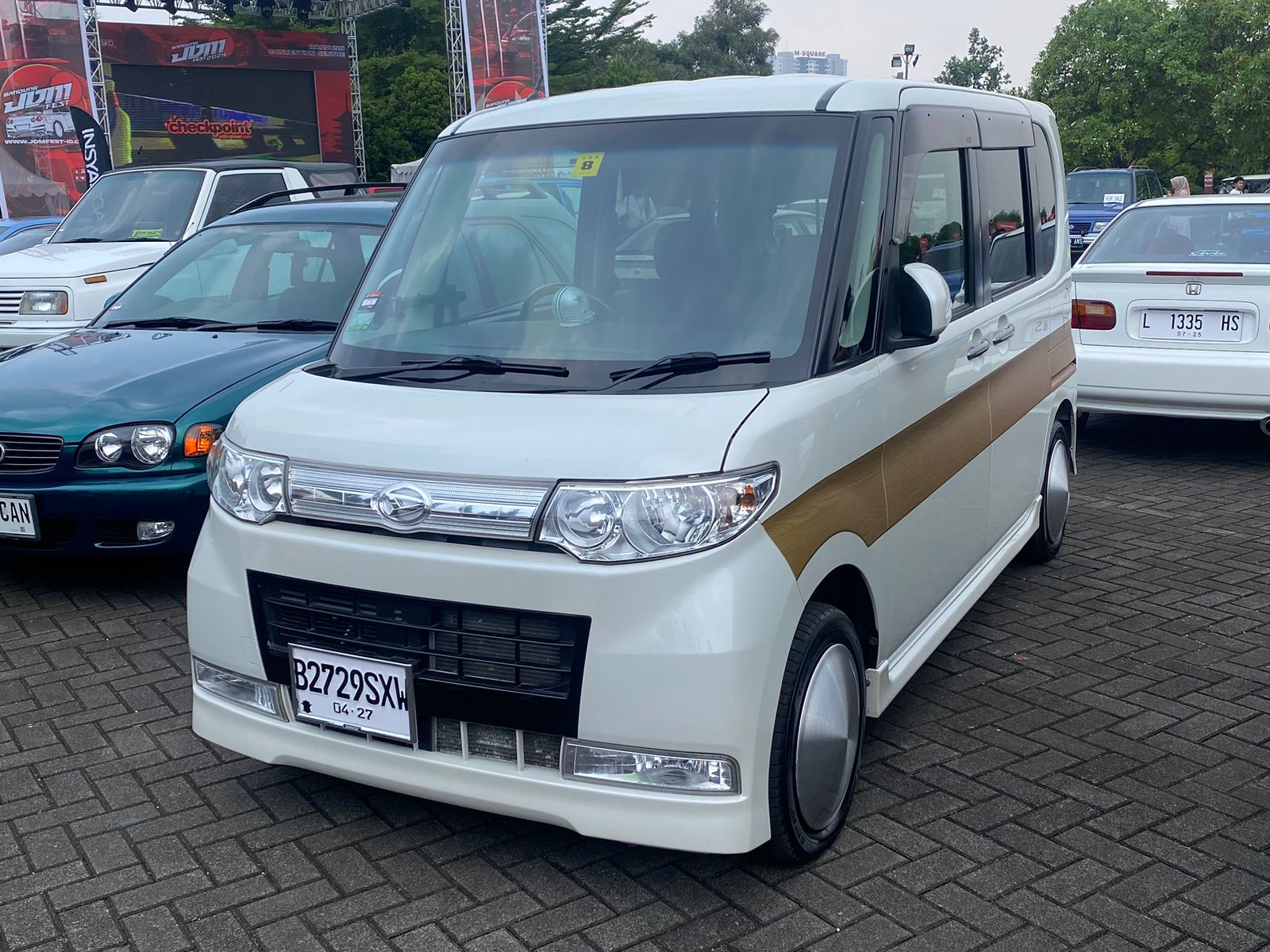 B 2729 SXW, Daihatsu Tanto 2nd gen (L375S), 2007–2013