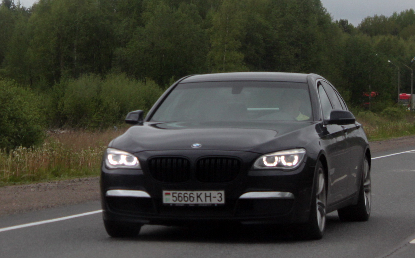 5666 KH-3, BMW 7 Series 5th gen (F01–F04), 2008–2015