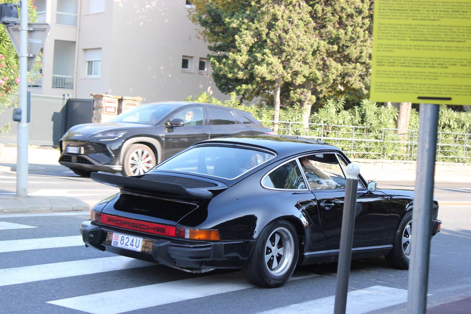 824U, Porsche 911 2nd gen Coupé (930, G-Modell), 1973–1989