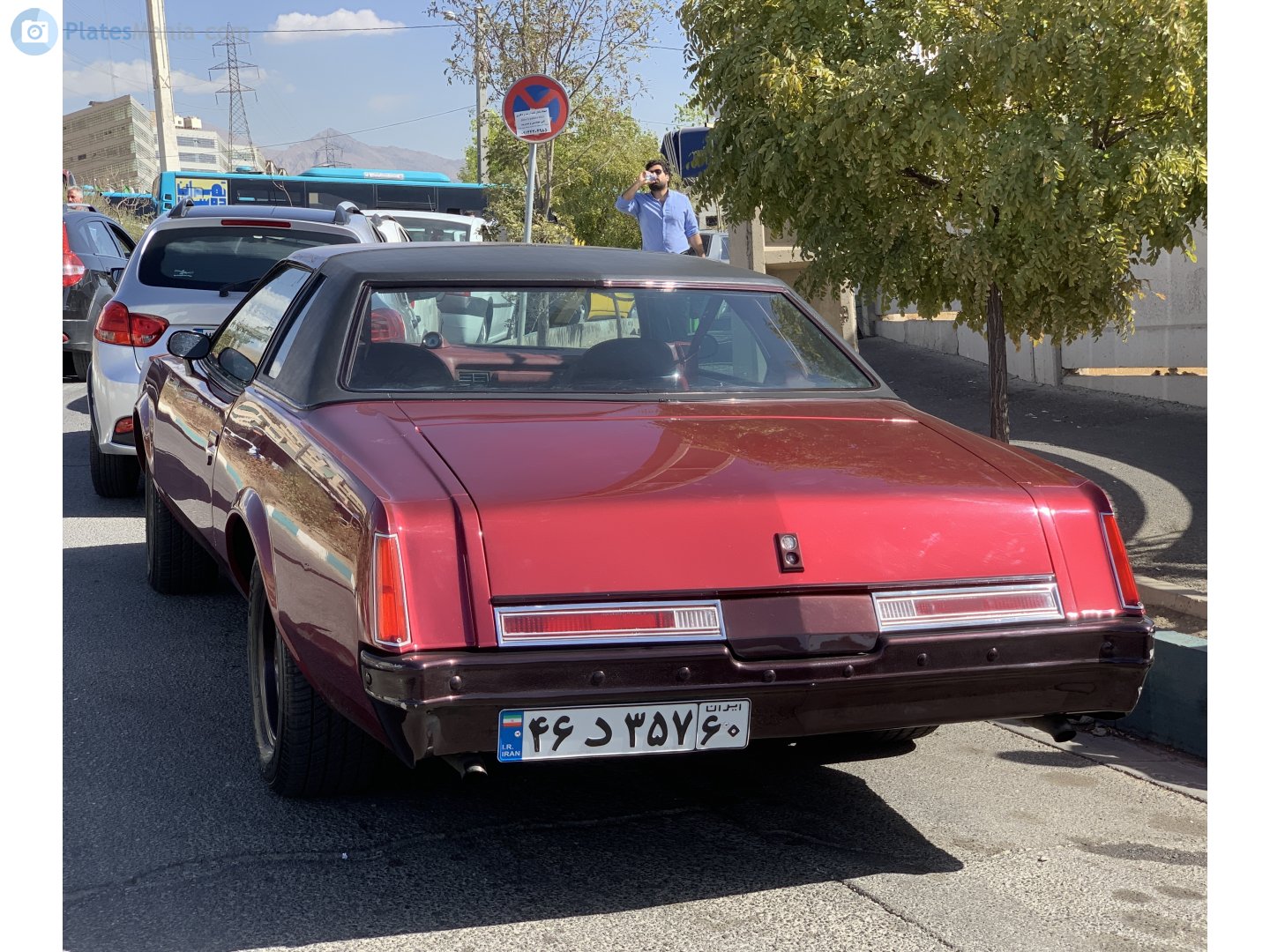 ۴۶د۳۵۷ ۶۰, Buick Regal 1st gen Coupé (57; A-body), 1975–1977