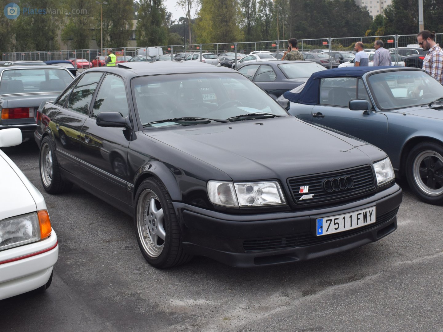 7511 FWY, Audi S4 1st gen Sedan (C4/4A2), 1991–1994