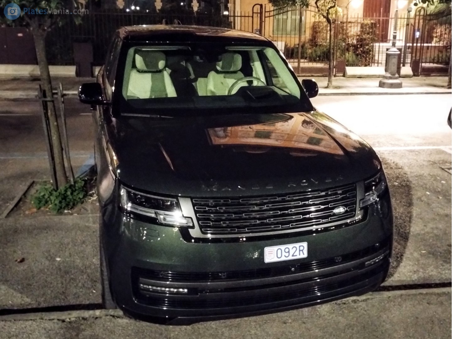 092R, Land Rover Range Rover 5th gen (L460), 2022–