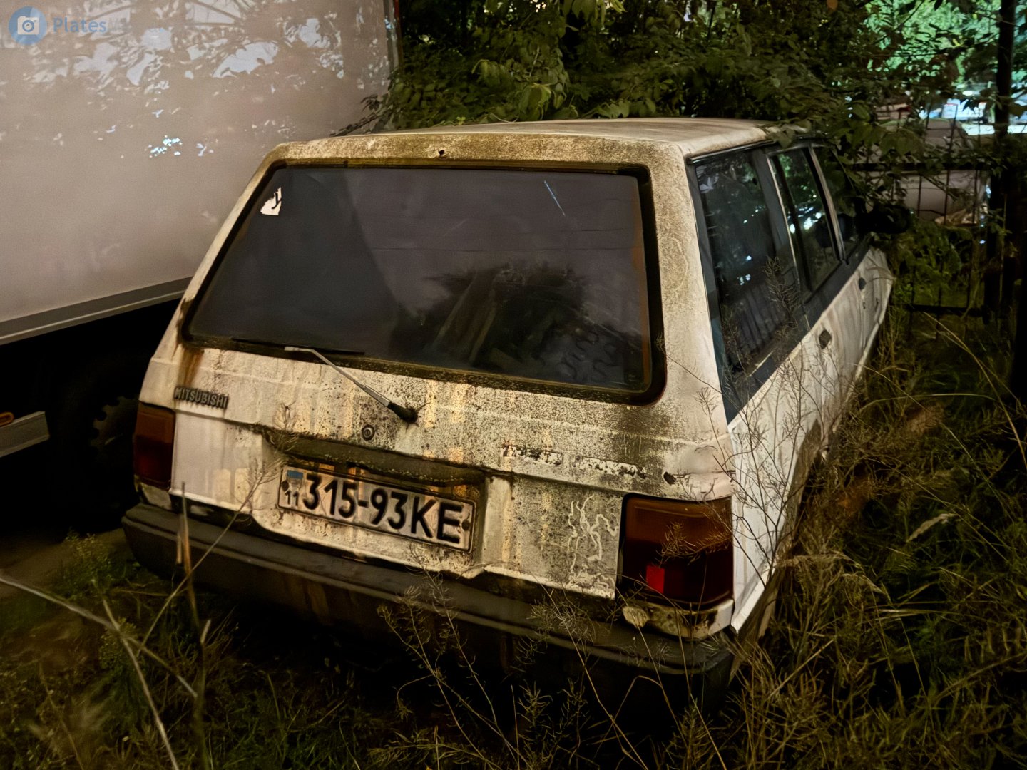 11 315-93 KE, Mitsubishi Space Wagon 1st gen (D00), 1983–1991